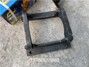 柳（liǔ）工CLG915護鏈架（jià）